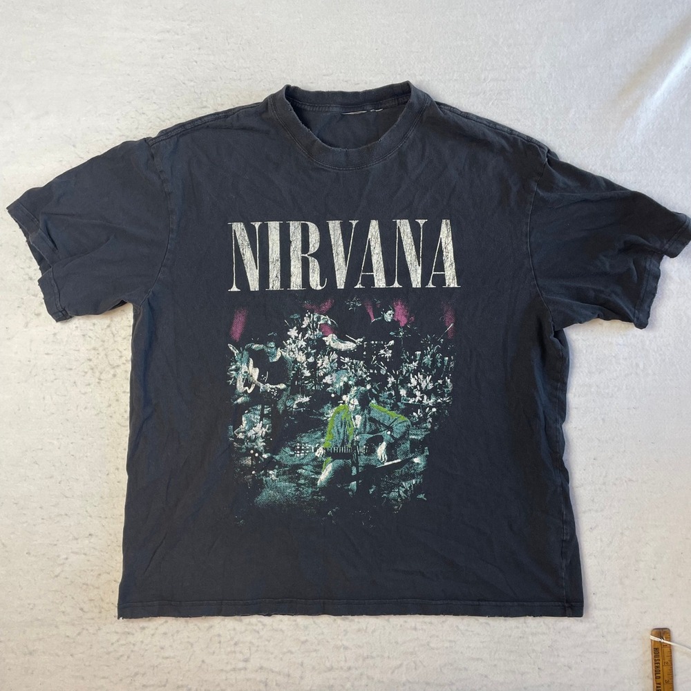 Nirvana T Shirt Mens XL Black Unplugged In New York Band Tee Distressed Graphic